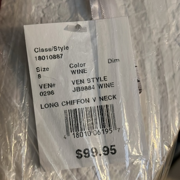 CELEBRATE DB STUDIO
Chiffon Surplice Tank Junior Bridesmaid Dress
STYLE# JB9884 - Picture 3 of 3